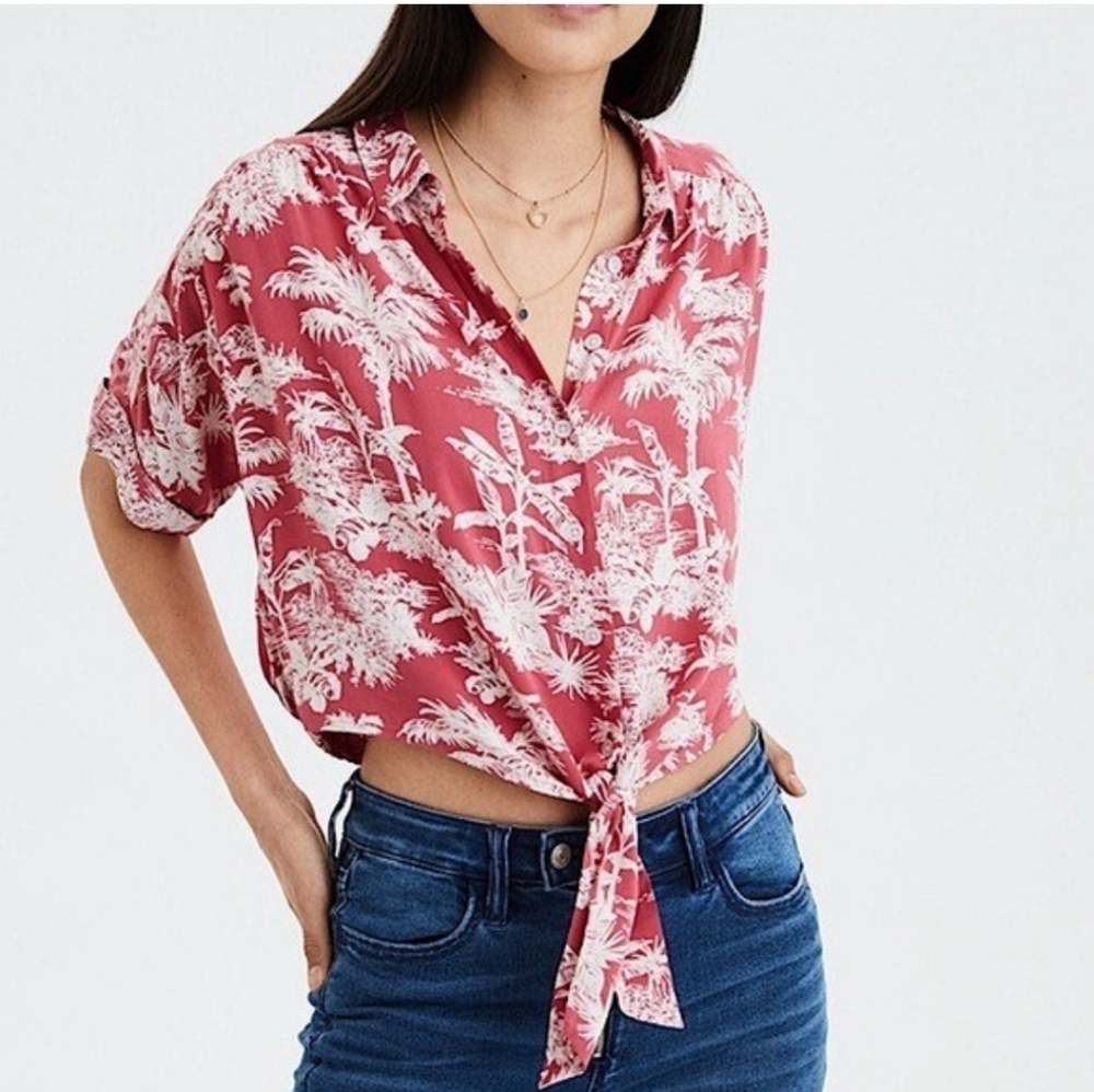 American Eagle Pink Hawaiian Crop Boxy Top Sz M